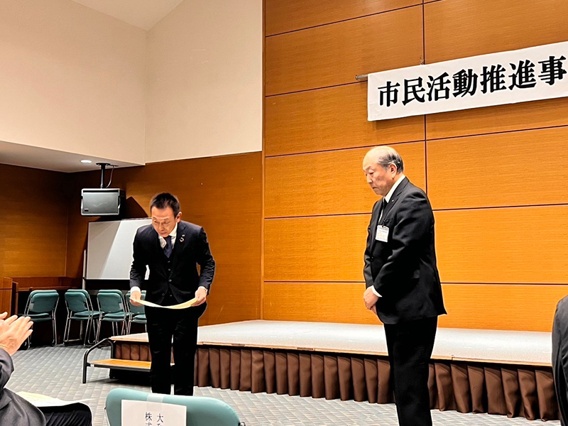 贈呈式の様子